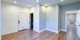 Gorgeous 3 Bedroom 2 Bath Updated Front House for Lease Near SoFi! (Building of ADU in the back) Gallery 11