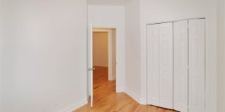 3501 W Adams St Gallery 9