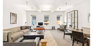 34 E 61st St Gallery 1
