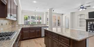 4 Bed / 3 Bath Gorgeous House for Rent! Available now! Gallery 1