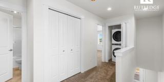 STUNNING 3 Bed / 2.5 Bath Brand New Townhome / End Unit !!! Gallery 11