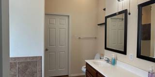 Beautiful Home in Stonegate!! Gallery 13