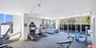 17350 Sunset Boulevard Gallery 9