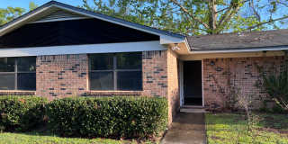 Spacious Duplex just north of I10 and Monroe Gallery 1
