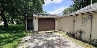 COMING SOON: 3 Bedroom/2 Bath Home located at 1020 E Seventh St. Greenfield, IN Gallery 21