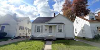Charming 3-bedroom, 1-bath home in Toledo Charming 3-bedroom, 1-bath home in Toledo Gallery 1