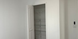 4 Bedroom / 2 Bath House Gallery 24