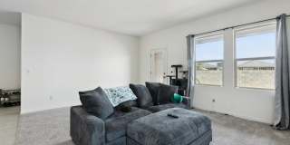 Charming 3BR House in Tolleson Gallery 3