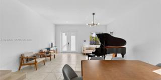 8267 SW 120th Ter Gallery 4