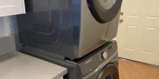 Available Now!! 1 Bedroom 1 Bathroom Back Unit Gallery 5