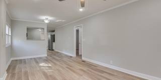 2 Bed/1 Bath just minutes from Augusta University and Surrey Center, featuring granite countertops, stainless steel appliances, and a private yard. Gallery 10