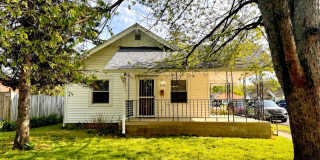 Charming 2 Bedroom 1 Bath House Gallery 1