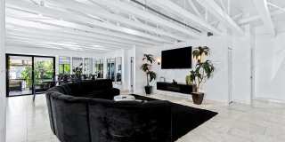 1061 NW North River Dr Gallery 9