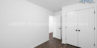 New 3 Bedroom Townhome! Gallery 24