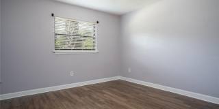 437 E OAKWOOD Avenue Gallery 12