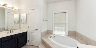7489 CARRIAGE HILLS Drive Gallery 27