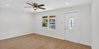 3307 Belden Street Gallery 4