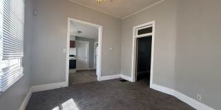 2 Bed House w/ Ramp Access and Fenced in Back Yard + Walk In Shower Gallery 9