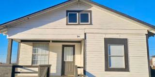 18 East Oklahoma Avenue Gallery 1