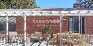 8810 North Orangeview Avenue Gallery 9