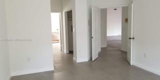 10889 NW 58th Ter Gallery 24