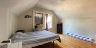 Large 4 bed in Mission Hill Gallery 20
