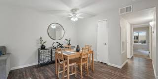 Oak & Ivy Gallery 11