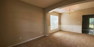 1031 Maple Leaf Drive Gallery 2