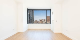 660 Washington Gallery 27