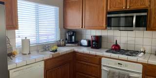 3‑Bedroom Home on Corner Lot in Quiet Northwest Bakersfield Cul‑de‑Sac Gallery 4