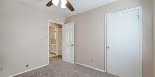 Cute 3/1 with carport! Gallery 9