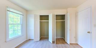 8508 SILVERDALE Road Gallery 35