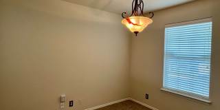 Large 3/2.5 ~ Conveniently located to JBSA Lackland and JBSA Kelly Field Annex ~ Move in Ready! Gallery 5