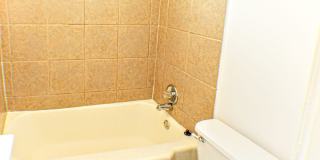 Point Breeze Three Bedroom Home Gallery 15