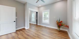 One Private Bedroom/Bath in Spacious 5BR/5BA Townhome Near UTK Gallery 12