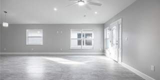 184 Village Circle Gallery 3
