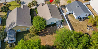 Coastal Living at its Best: Charming 3-Bedroom Near the Beach Gallery 56