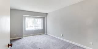 Candlelite Apartments Gallery 79