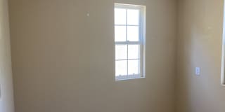 29000 Newport Rd. Gallery 12