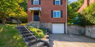 AVAILABLE OCT 1ST!! RENOVATED 3-BEDROOM PENN HILLS!! Gallery 1