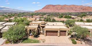 Beautiful Home in an Exclusive Gated Community Gallery 33