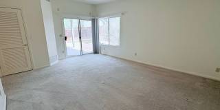 Spacious 2bd/2bath + Den home in gorgeous community (there's a lake!) Gallery 26