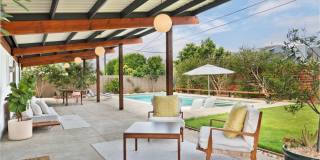 A Fully Furnished Modern Portfolio Home with a Large Backyard Oasis & 3 Comfortable Bedrooms! Gallery 3