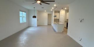 1769 SE Crosswood Way Gallery 6