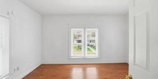 Beautiful home on West Wooster in Bowling Green Gallery 11