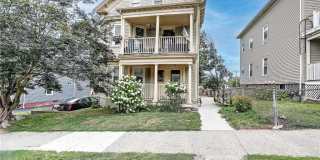 16 Duncan Avenue Gallery 24