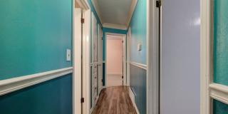 Charming 3-Bed, 1.5-Bath Home with 2-Car Garage Near NW 23rd & MacArthur Gallery 17