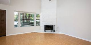 402 El Centro Street Gallery 8