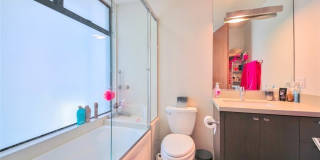 104 Manhattan Avenue Gallery 28