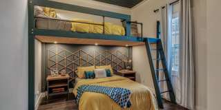 Fully Furnished Sleeps 8 with 3 Full Bedrooms and 3 full baths  Parking behind the secured gate Gallery 12